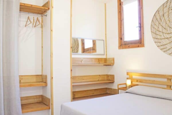 <st>Bungalow</st><br>Appartement 2 pièces 5 places